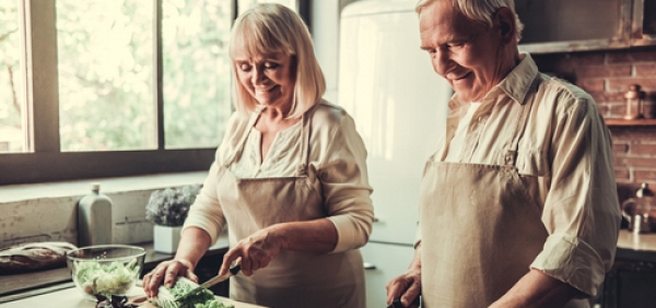 How to Motivate Seniors to Make Healthier Eating Choices